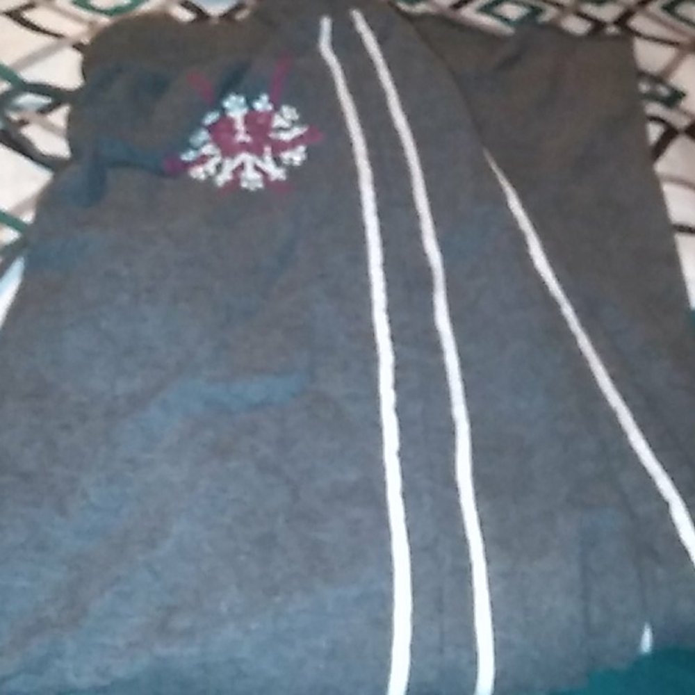 In boundaries sleeping pants